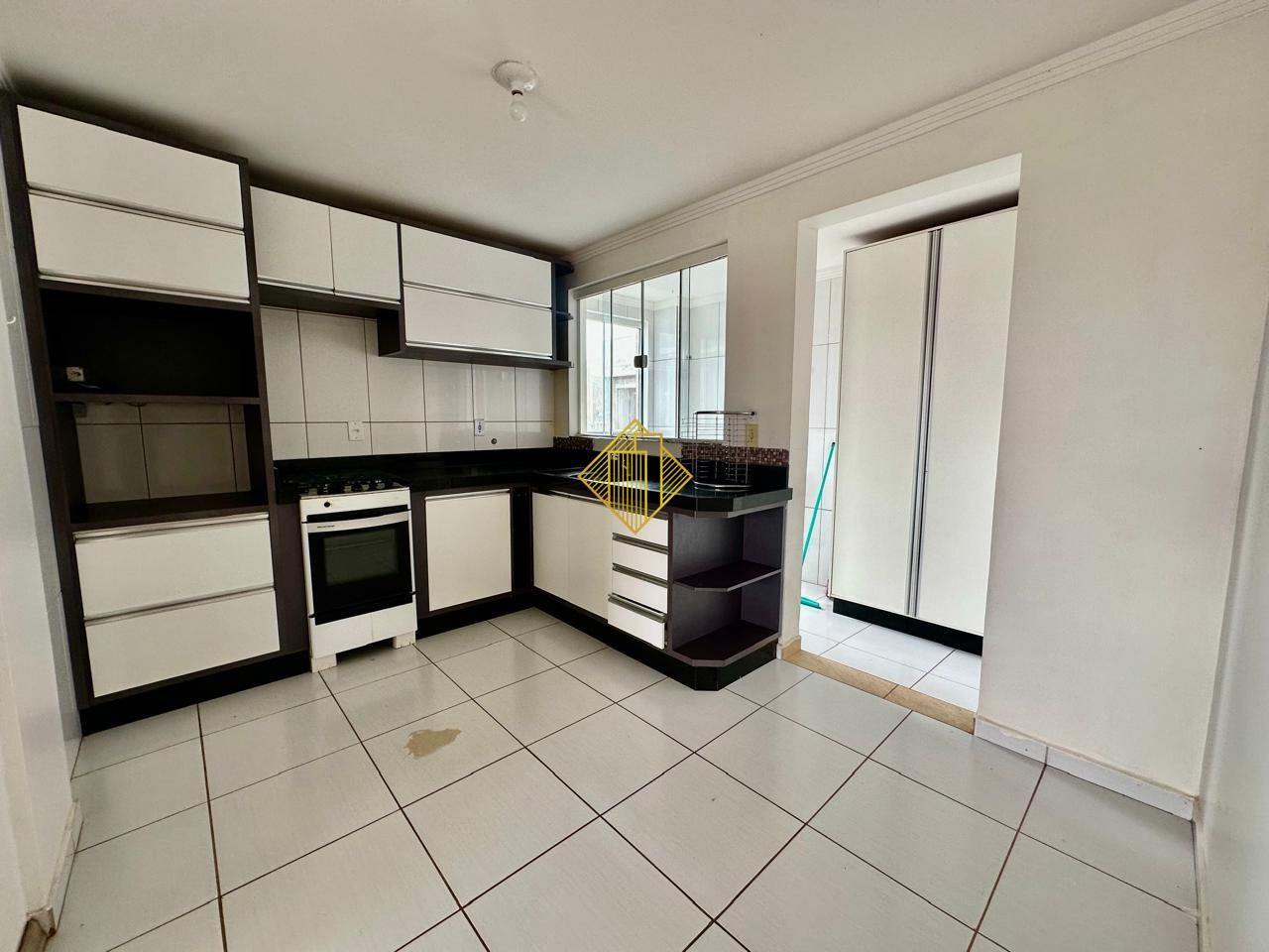 Apartamento para aluguel no Pioneiros Catarinenses: 