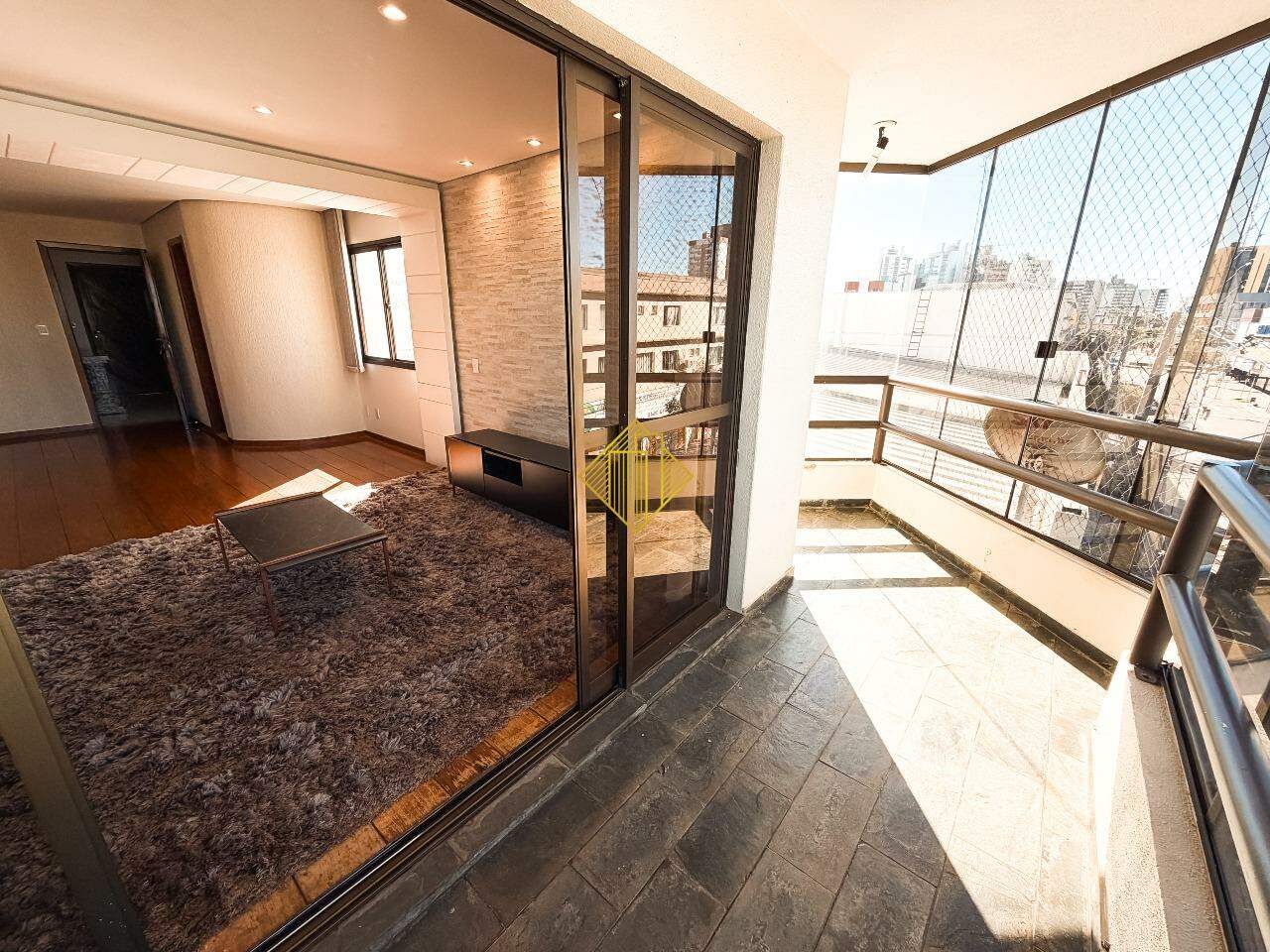 Apartamento para aluguel no Centro: 