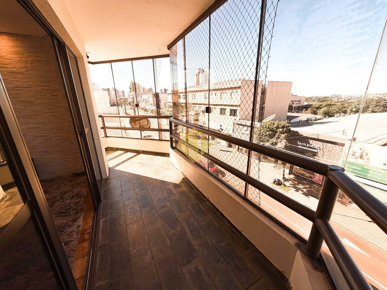 Apartamento para aluguel no Centro: 