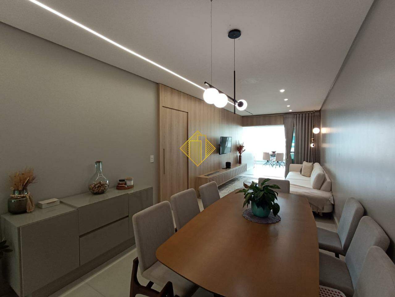 Apartamento para aluguel no Centro: 