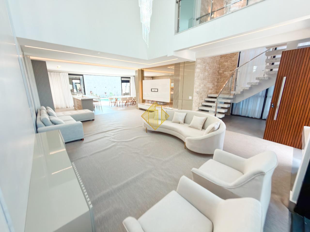 Sobrado à venda no Recanto Tropical: 