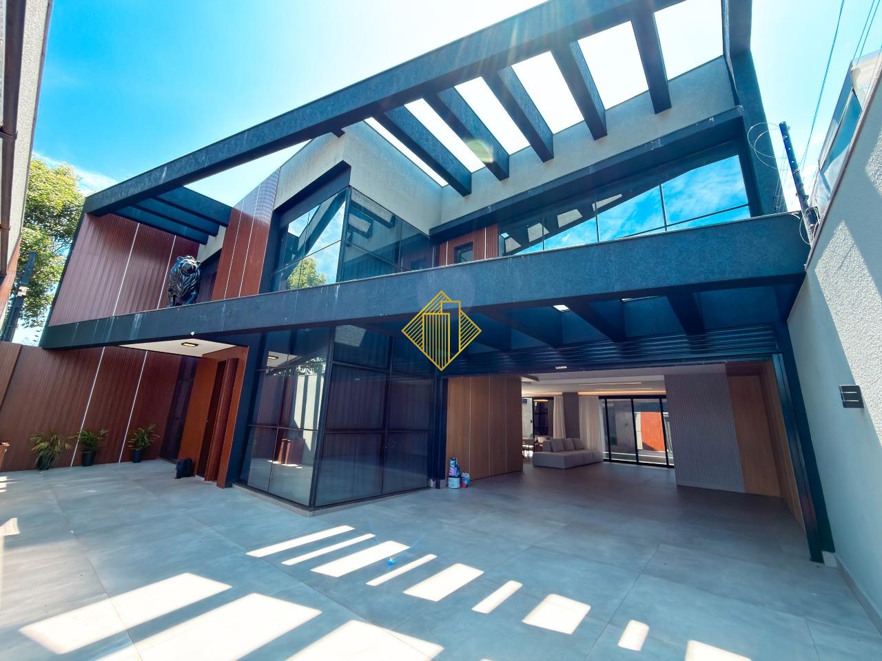 Sobrado à venda no Recanto Tropical: 