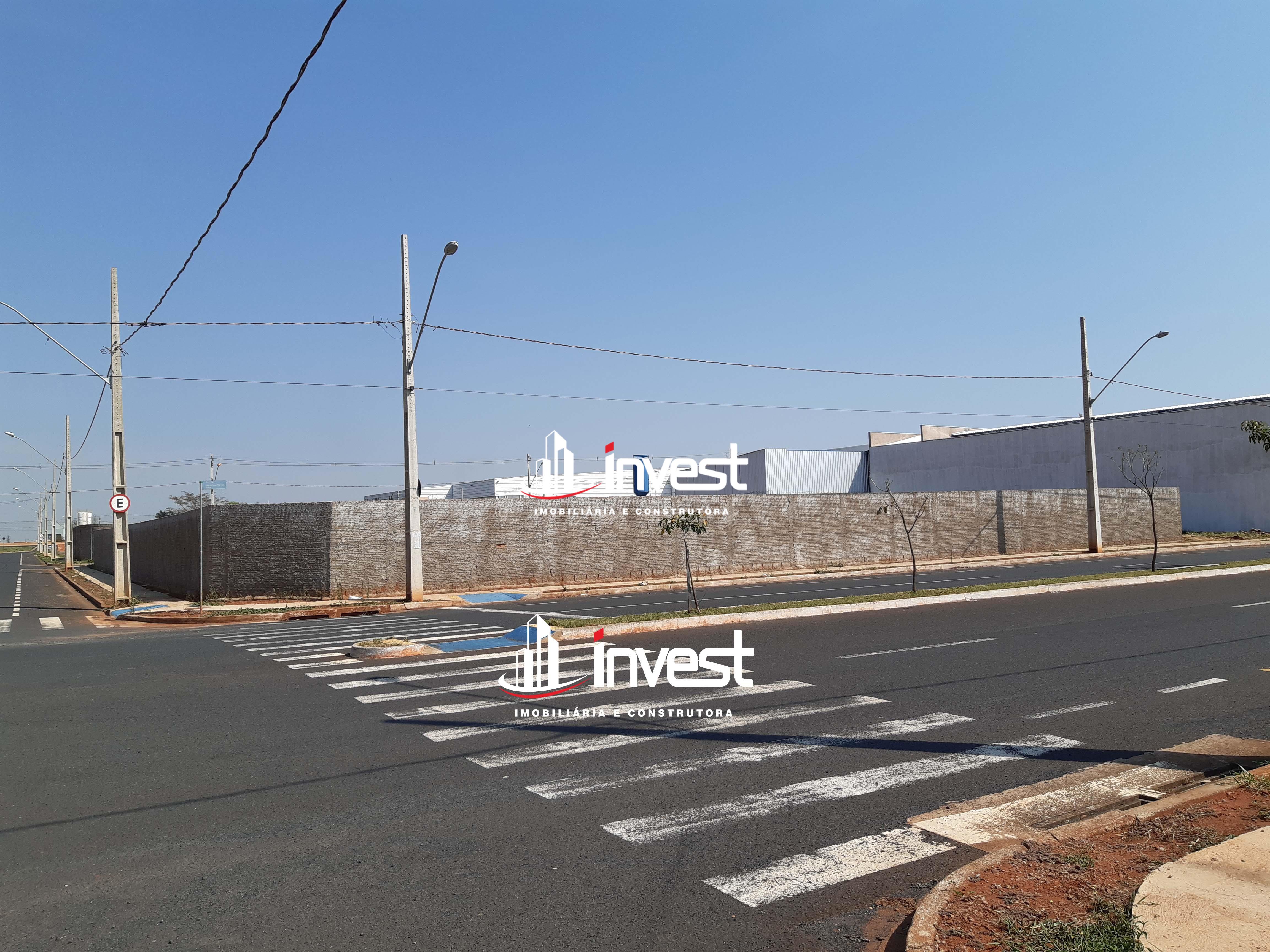 Terreno/Área à venda no Laranjeiras, Parque das: 