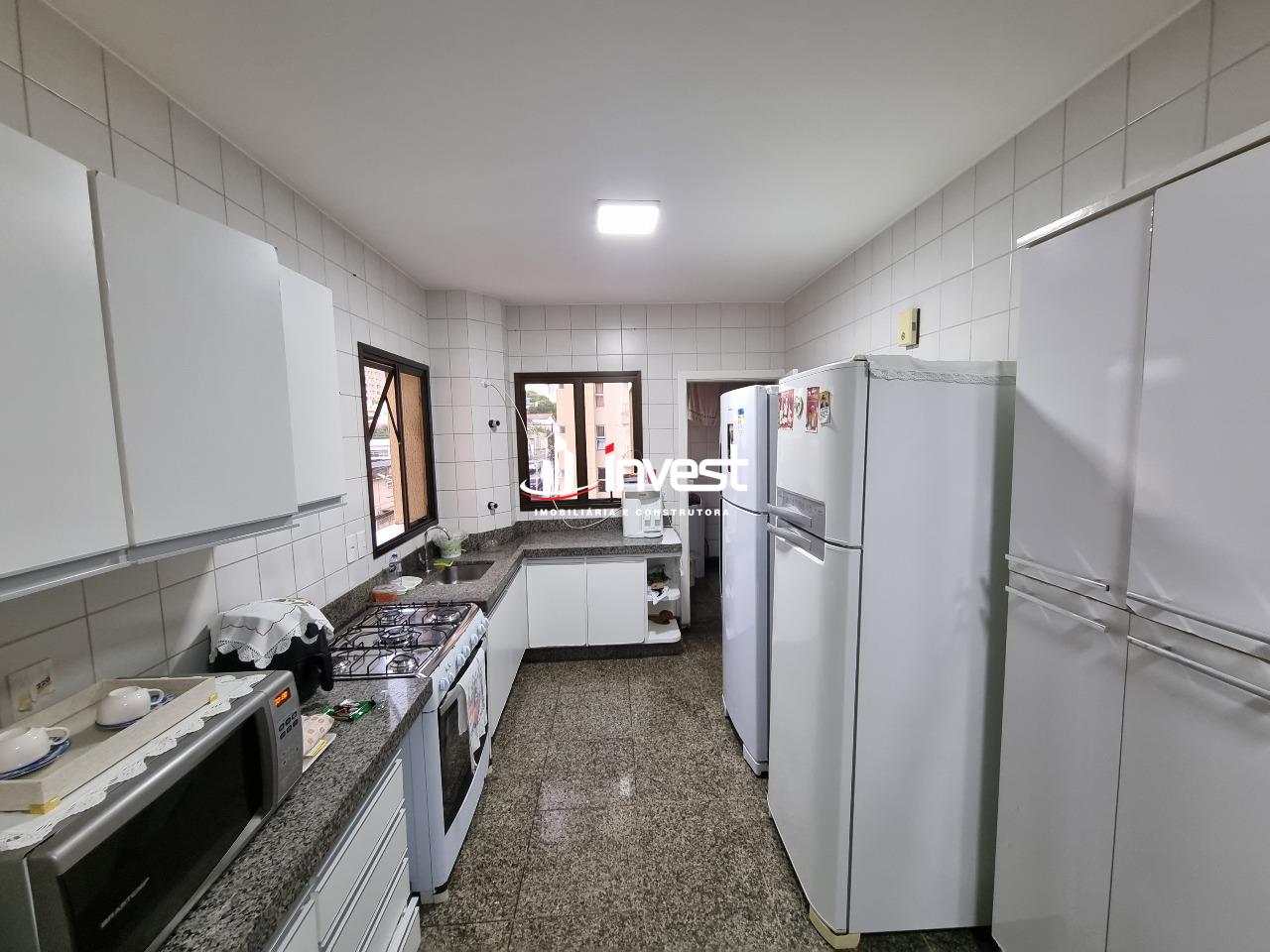 Apartamento à venda no Mercês: 