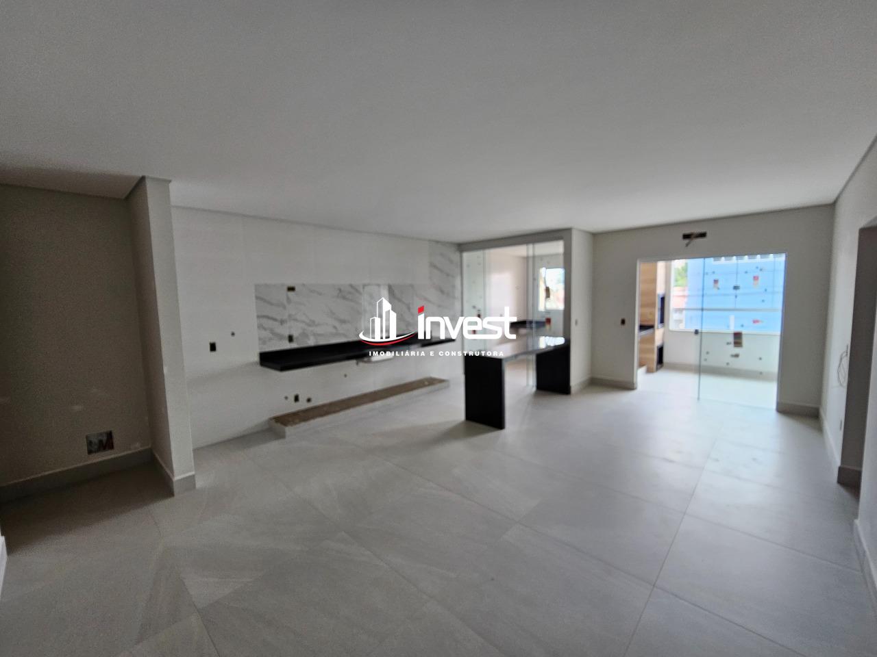 Apartamento à venda no Mercês: 