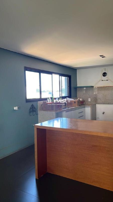 Apartamento à venda no Mercês: 