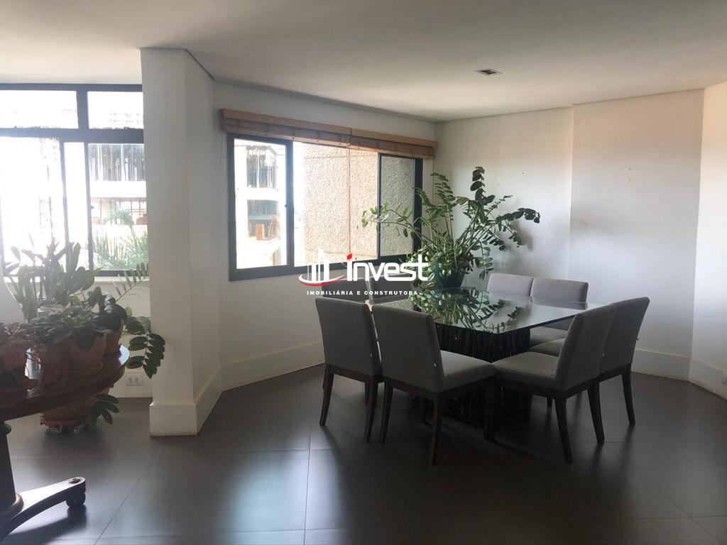 Apartamento à venda no Mercês: 