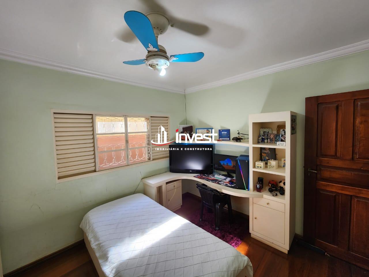 Casa à venda no Fabrício: 