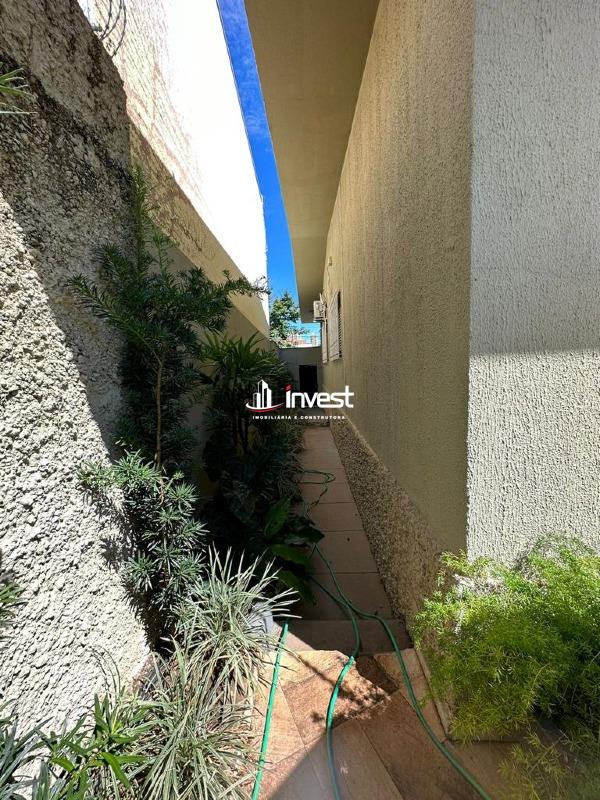 Casa à venda no Alexandre Campos - Jardim: 