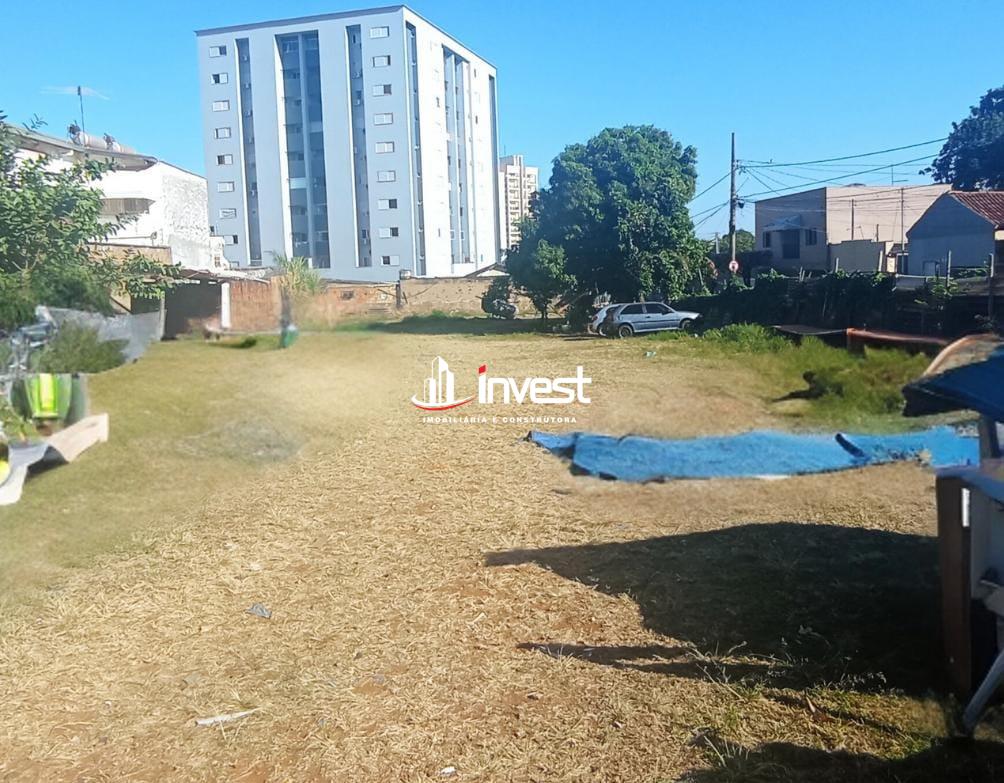 Terreno/Área à venda no São Benedito: 