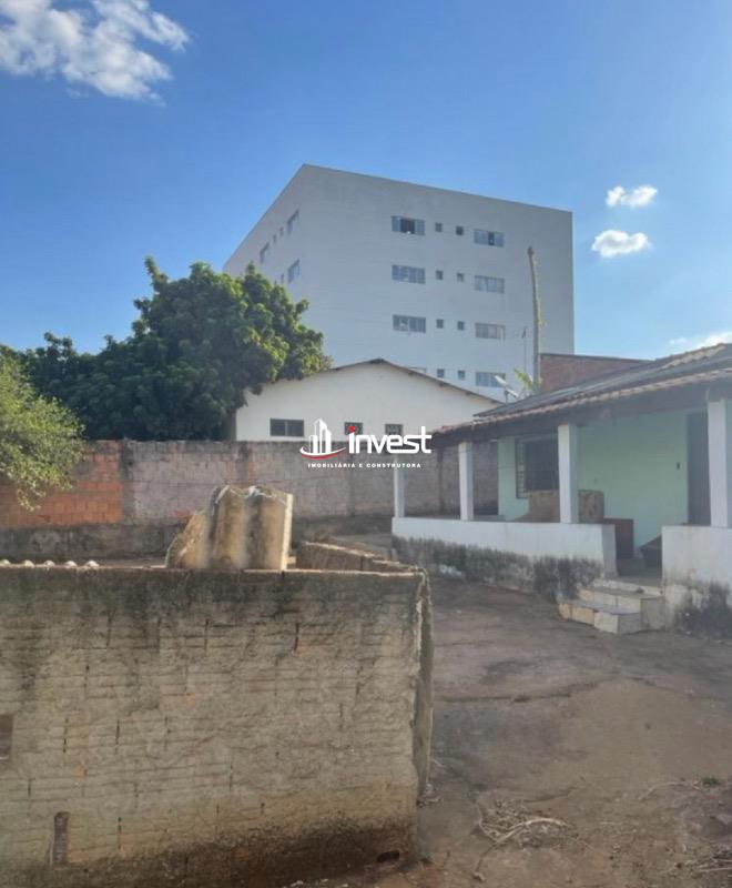 Lote à venda no Universitário: 