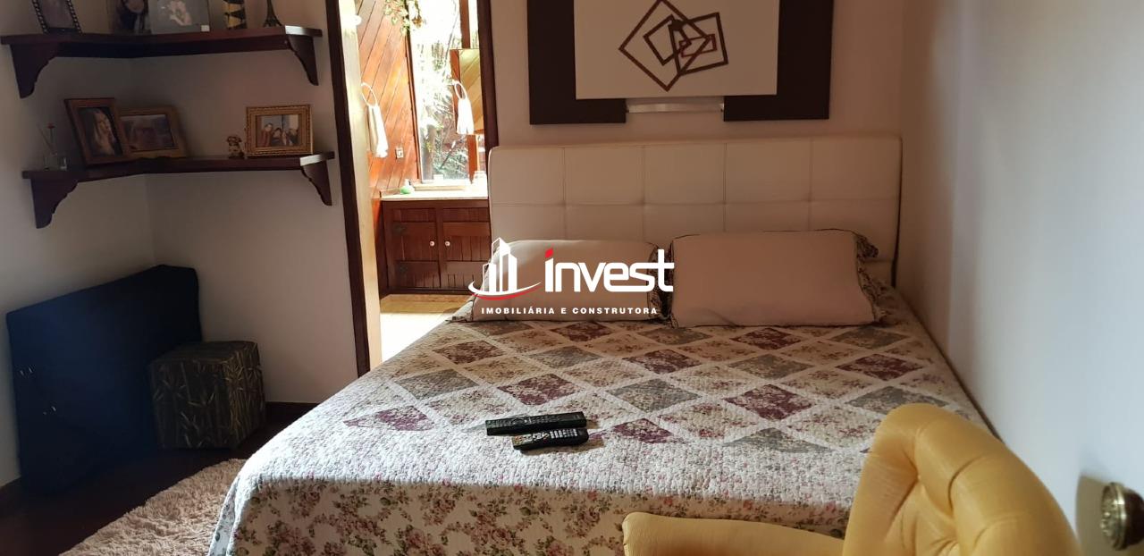 Casa à venda no Universitário: 