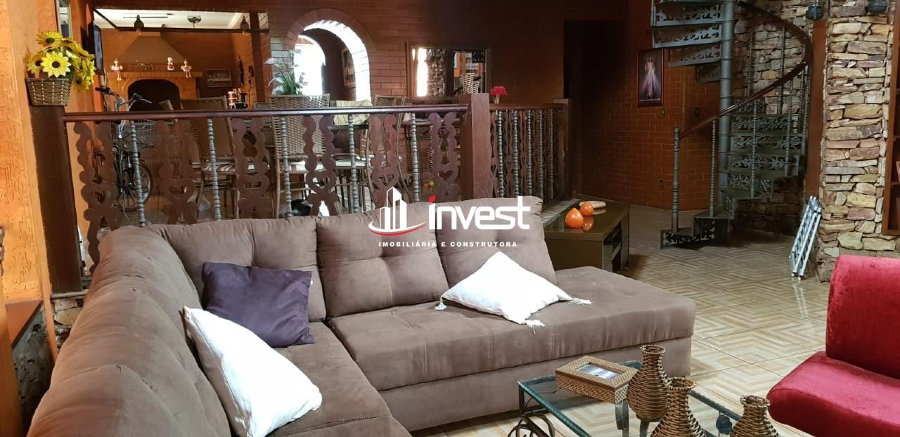 Casa à venda no Universitário: 