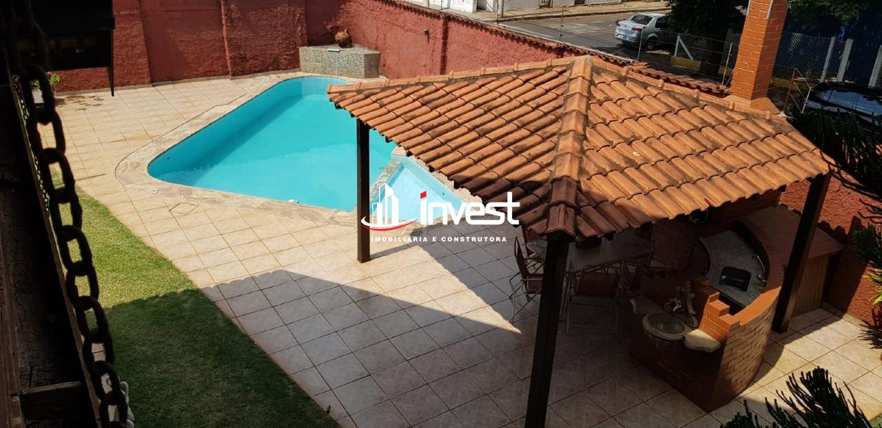 Casa à venda no Universitário: 