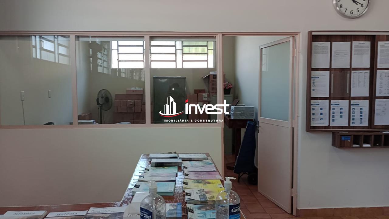 Casa Comercial à venda no Santa Maria: 