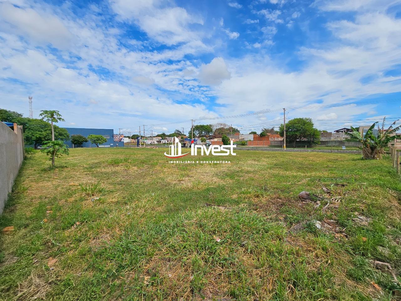 Terreno/Área à venda no Manoel Mendes: 