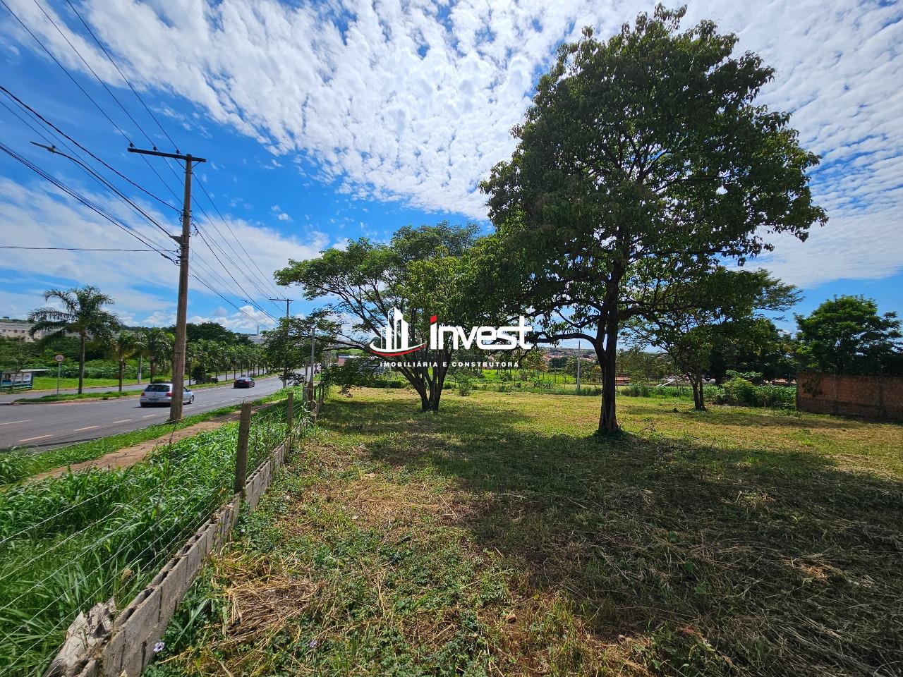 Terreno/Área à venda no Manoel Mendes: 