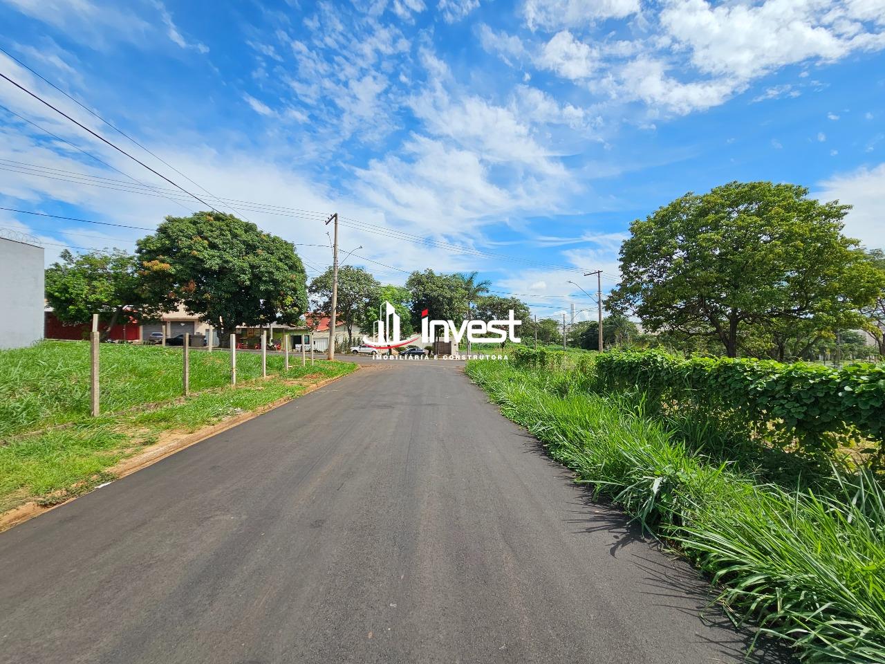 Terreno/Área à venda no Manoel Mendes: 