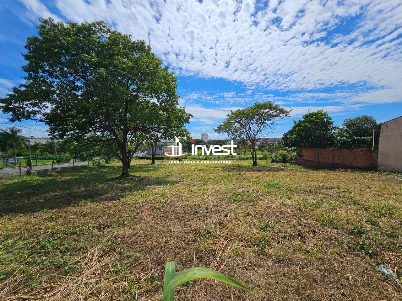 Terreno/Área à venda no Manoel Mendes: 