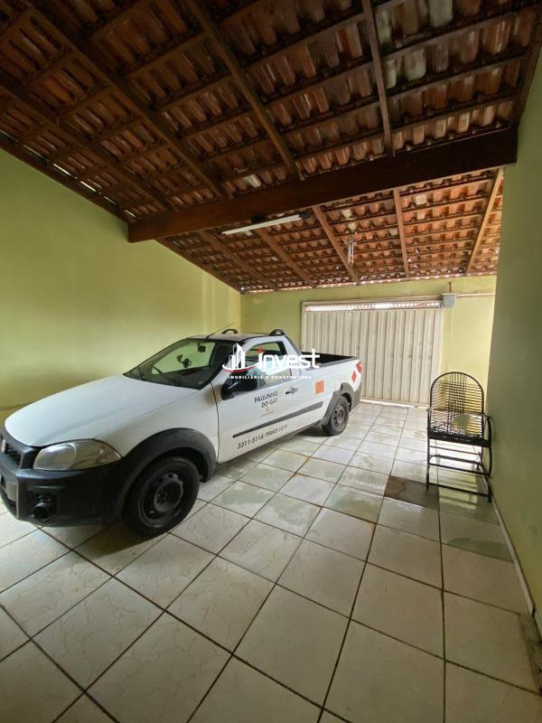 Casa à venda no BeijaFlor: 