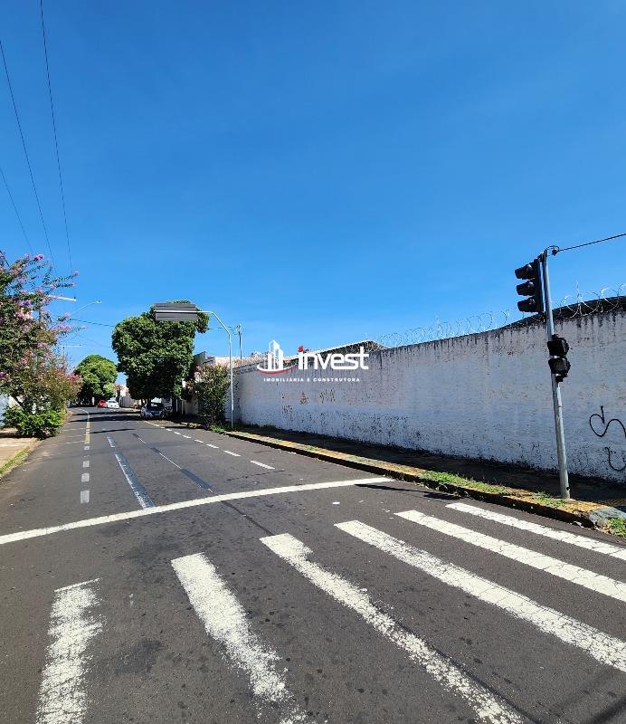 Galpão para aluguel no Mercês: 