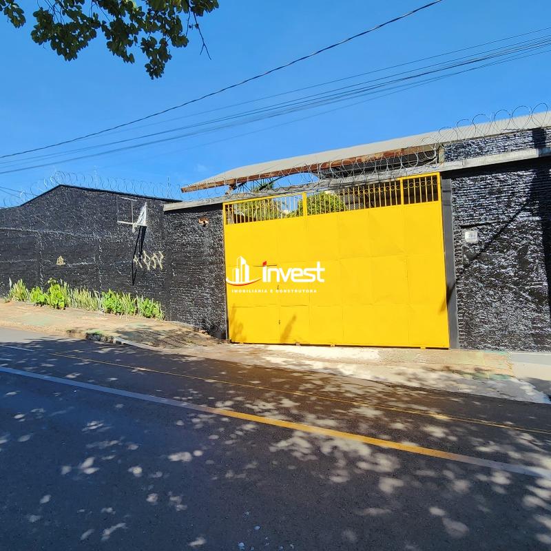 Galpão para aluguel no Mercês: 