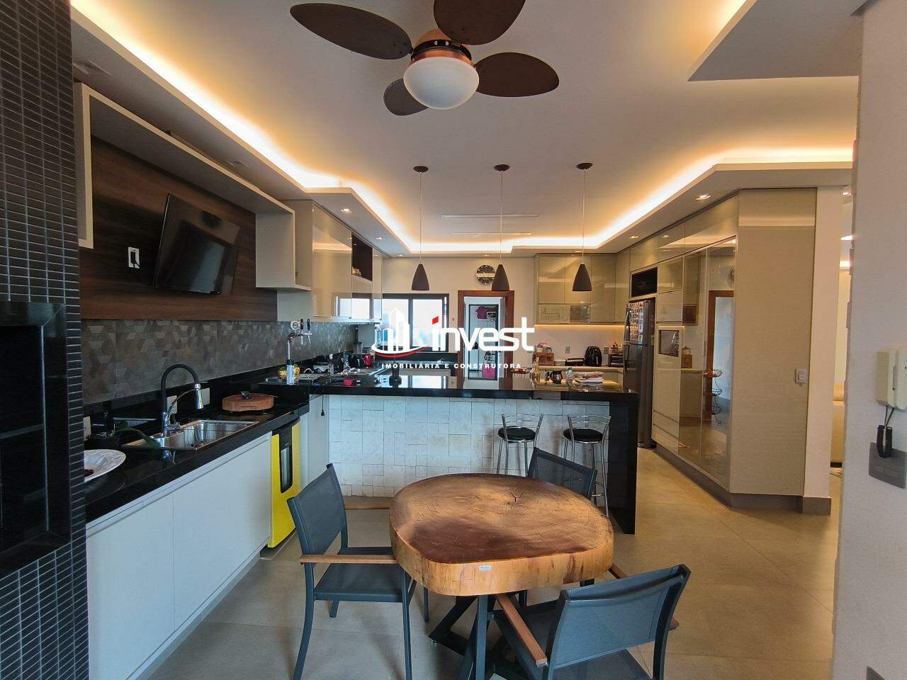 Casa Condomínio à venda no Estância dos Ipês: 