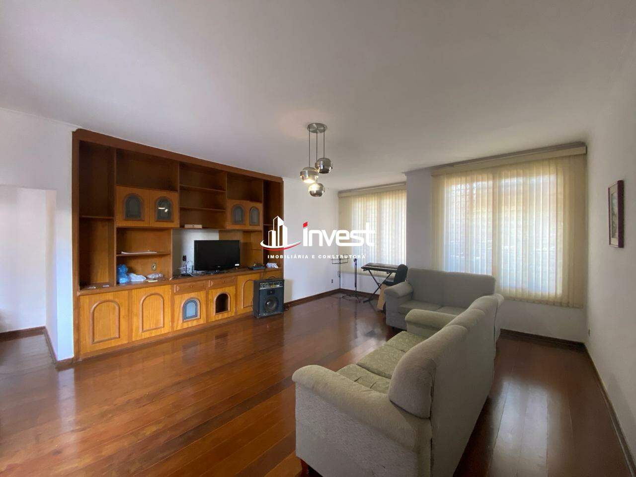 Casa Comercial à venda no Fabrício: 