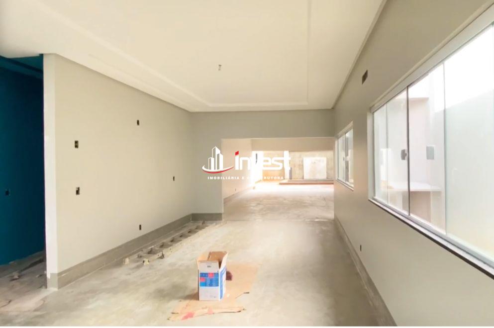 Casa à venda no Centro: 