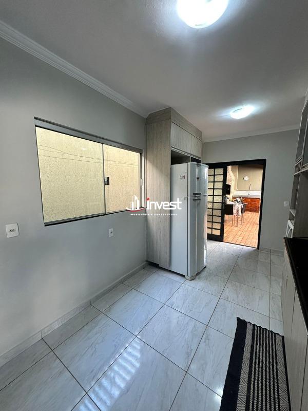 Casa à venda no Parque das Américas: 