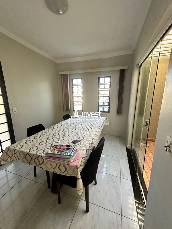 Casa à venda no Parque das Américas: 