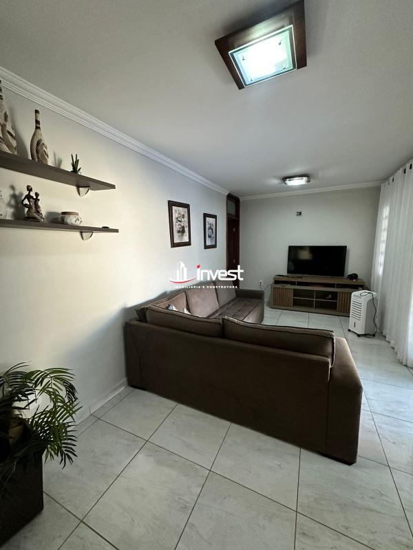 Casa à venda no Parque das Américas: 