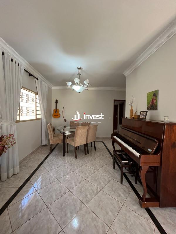 Casa à venda no Santa Maria: 