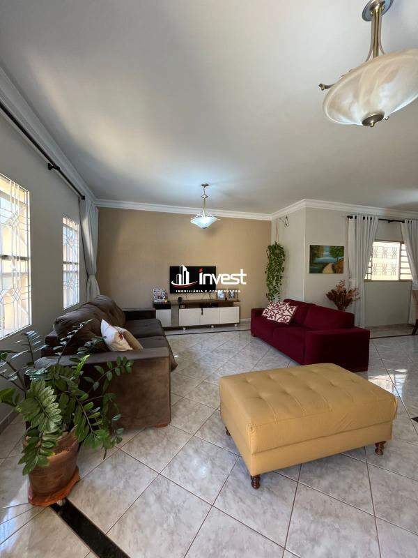 Casa à venda no Santa Maria: 