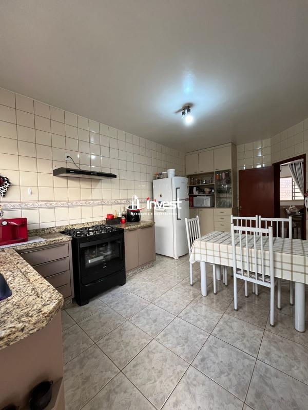 Casa à venda no Santa Maria: 