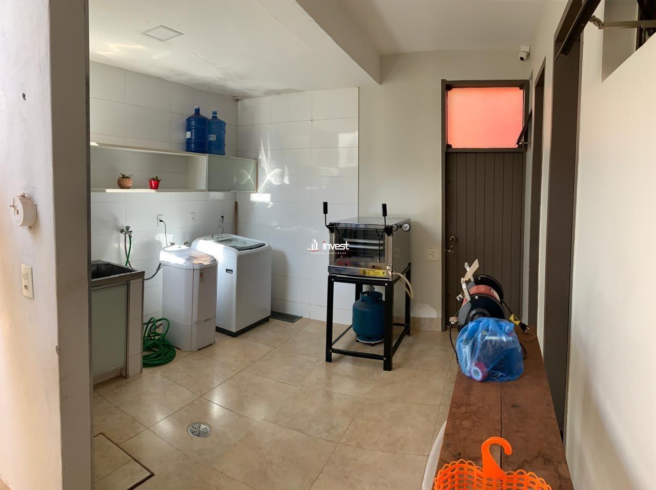 Casa à venda no Mercês: 