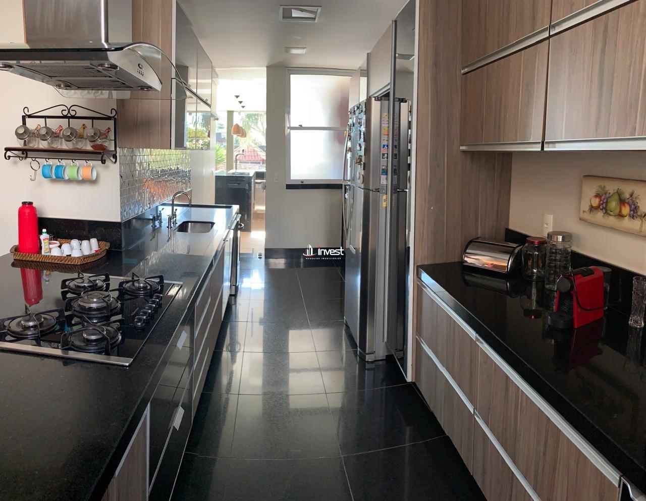 Casa à venda no Mercês: 