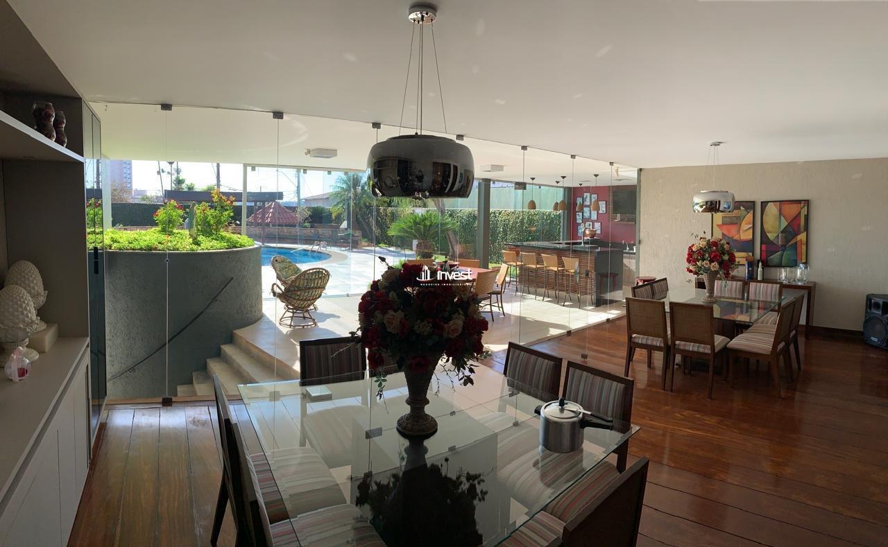 Casa à venda no Mercês: 