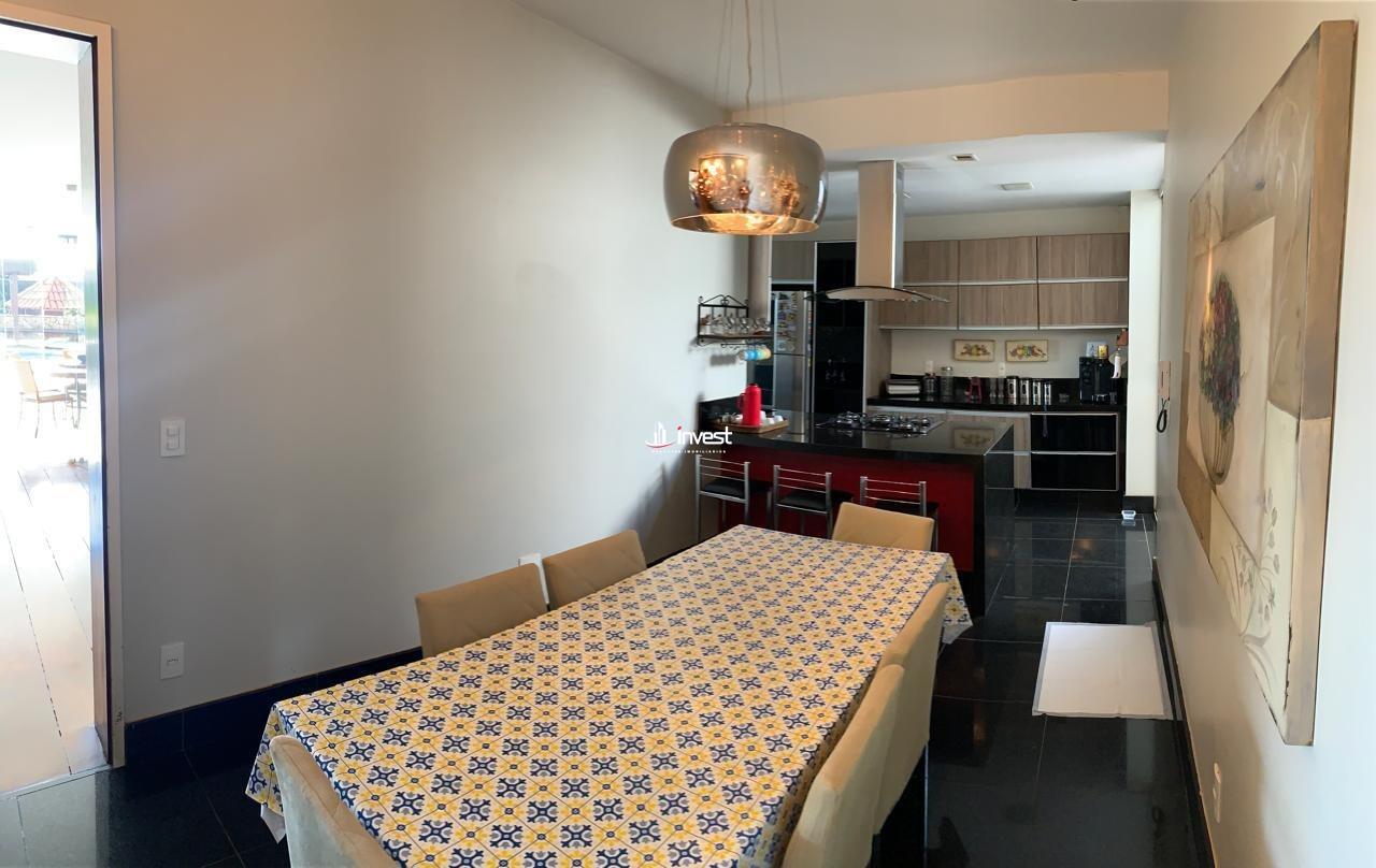 Casa à venda no Mercês: 