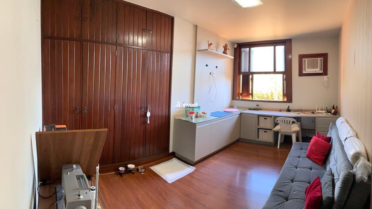 Casa à venda no Mercês: 