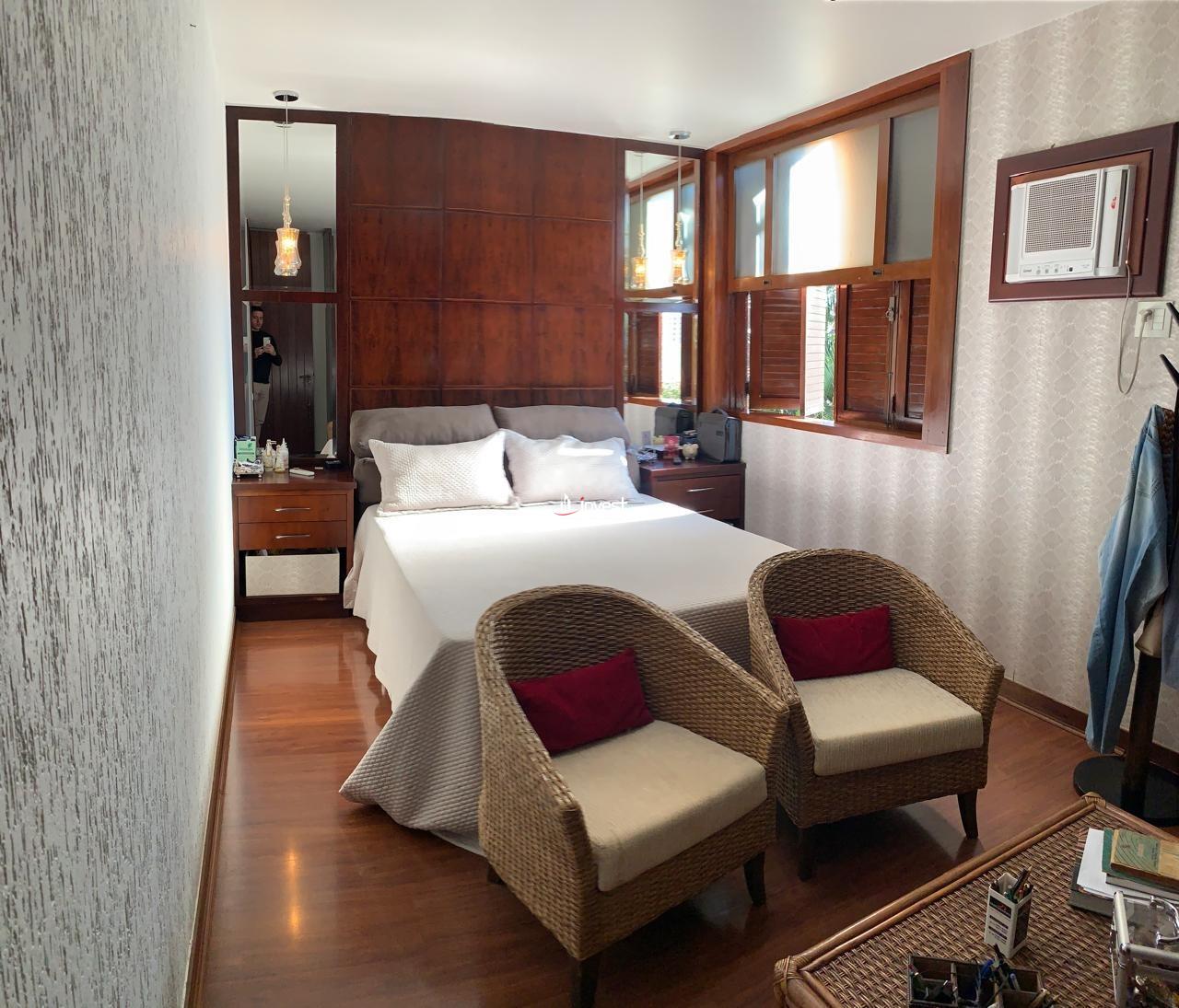 Casa à venda no Mercês: 