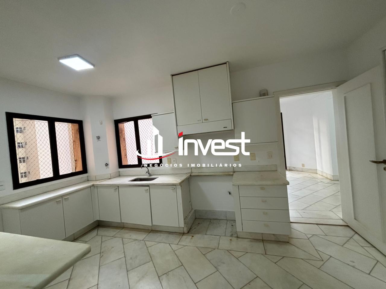 Apartamento à venda no Mercês: 