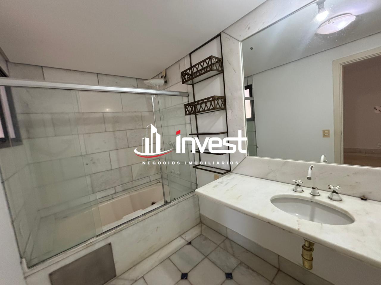 Apartamento à venda no Mercês: 