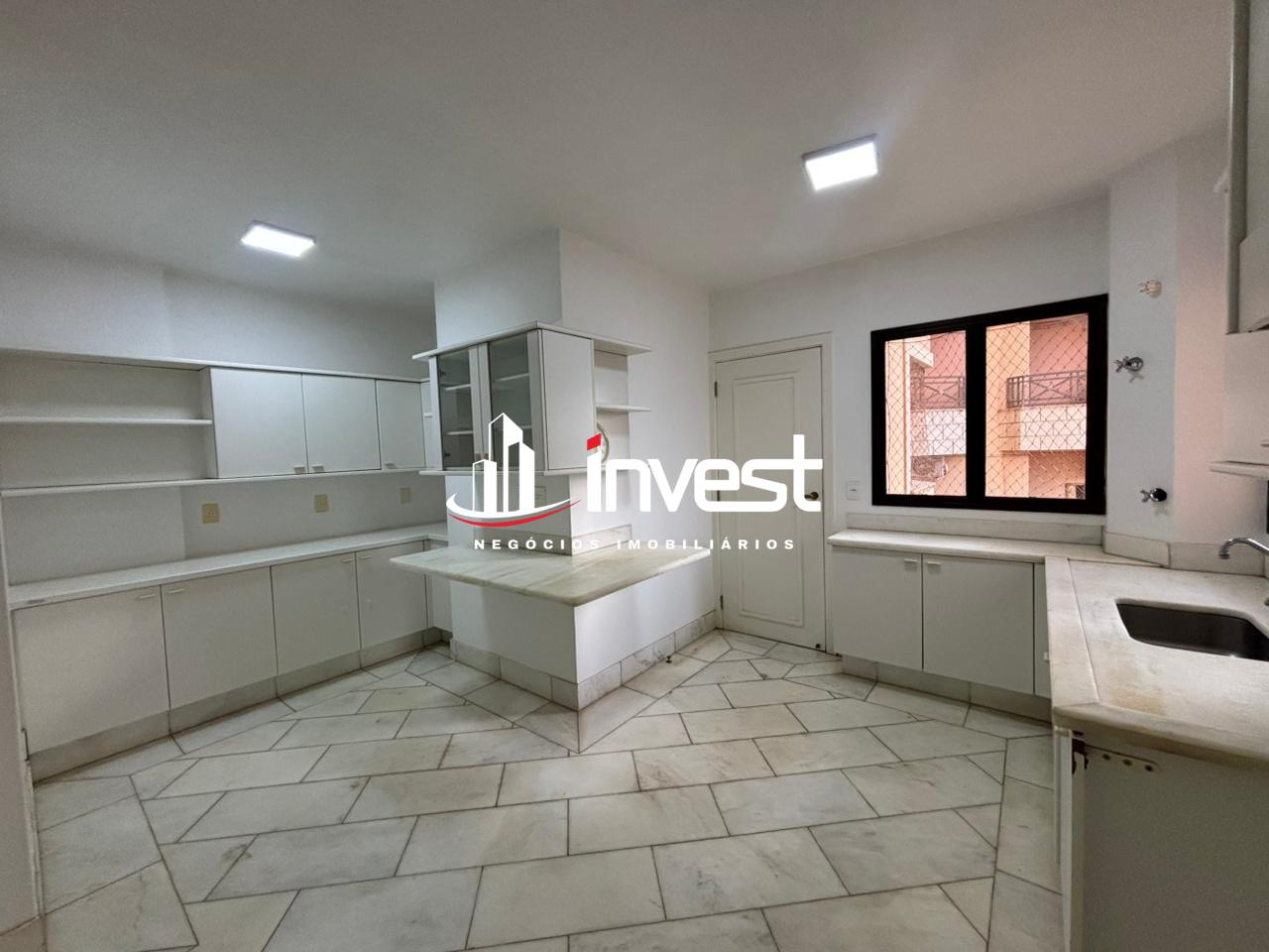 Apartamento à venda no Mercês: 