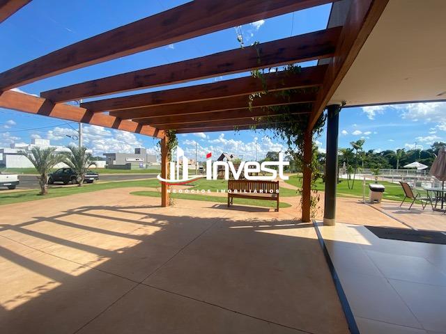 Terreno/Área à venda no Damha III - Res. Uberaba: 