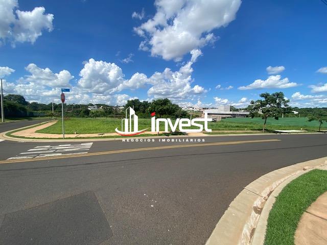 Terreno/Área à venda no Damha III - Res. Uberaba: 