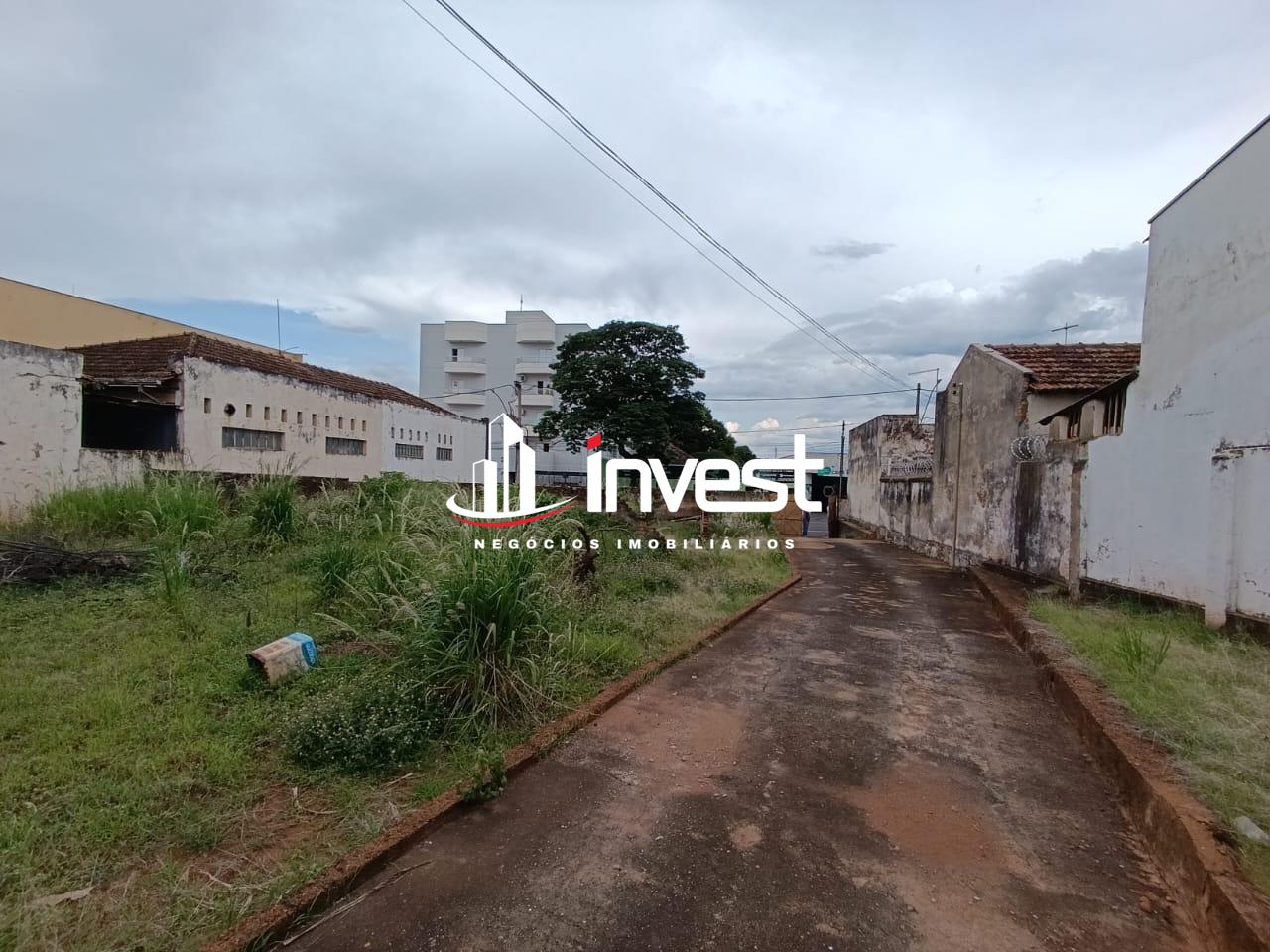 Terreno/Área à venda no São Benedito: 