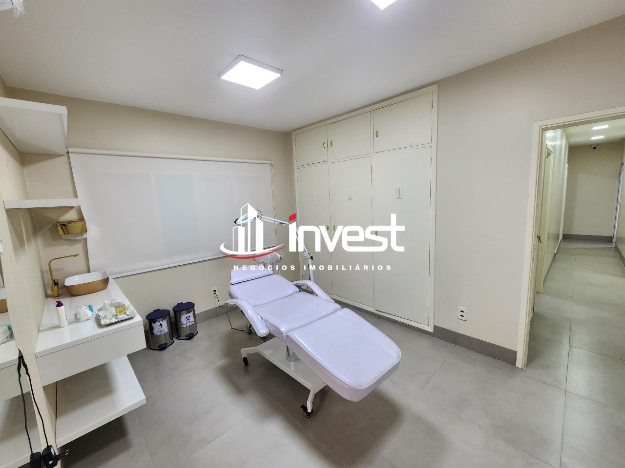 Casa Comercial à venda no Mercês: 