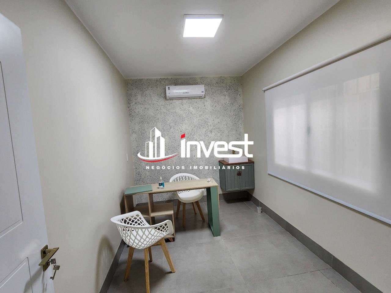 Casa Comercial à venda no Mercês: 