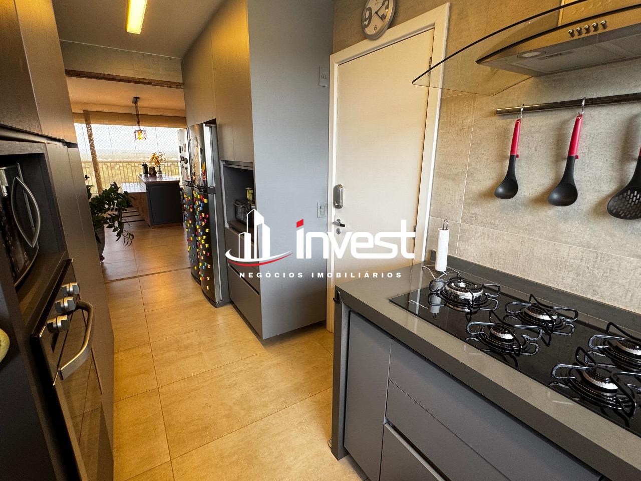 Apartamento à venda no Mercês: 